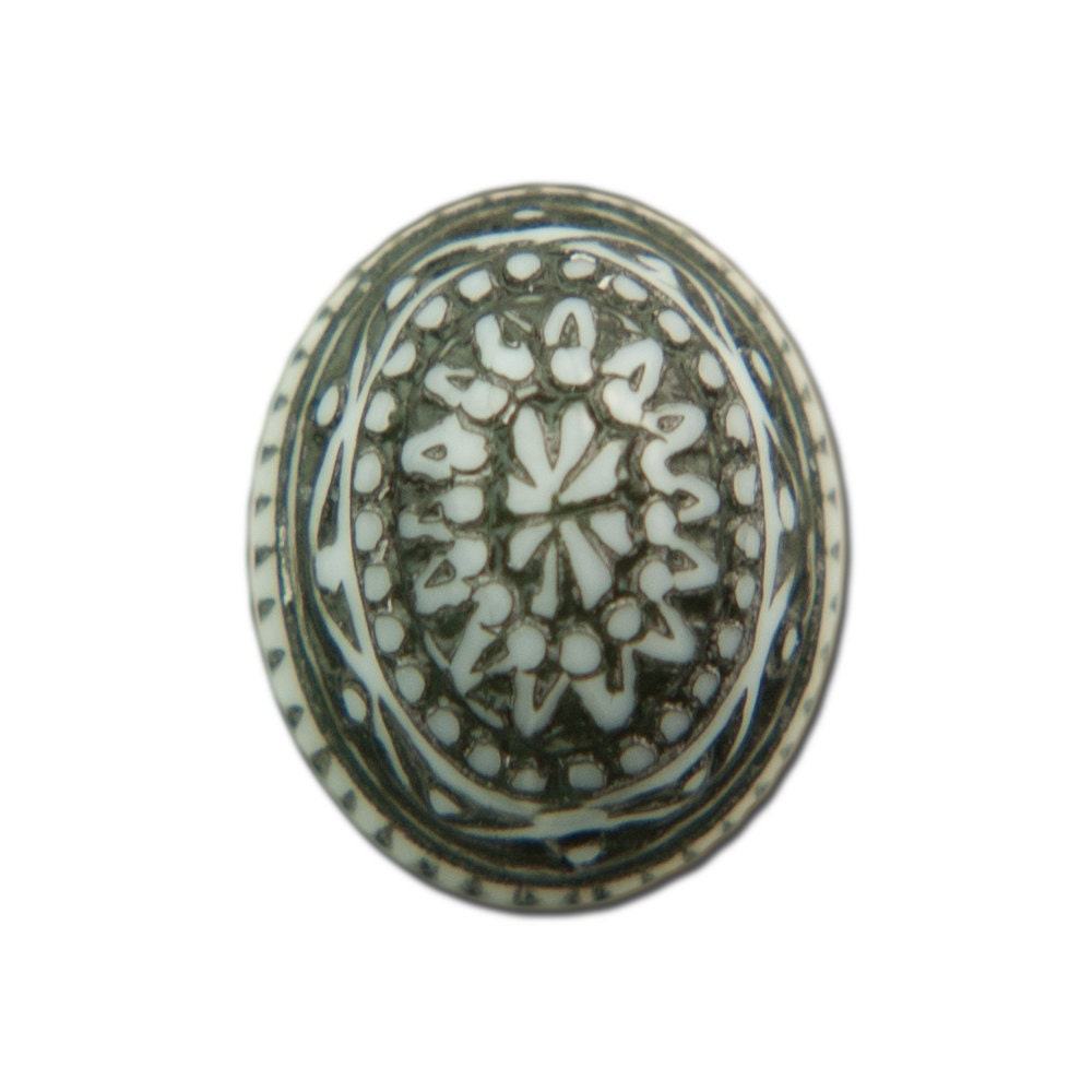 Vintage Mosaic Black and White Cabochons 10x8mm (8) cab714W
