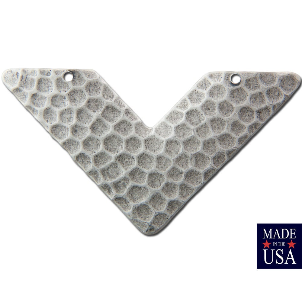 2 Hole Silver Ox Hammered V Connector Pendant (4) mtl390D