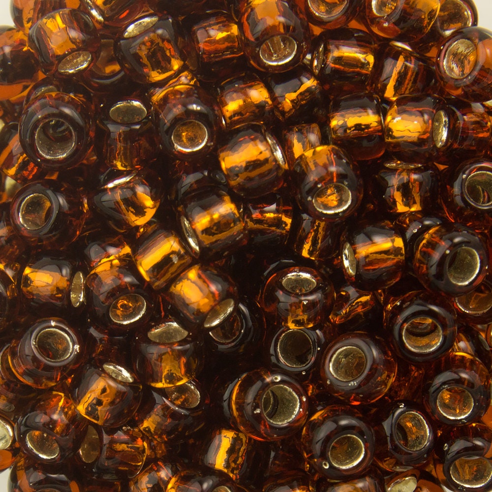 8/0 TOHO ROUND Silver Lined Smoky Topaz Seed Bead (8g)
