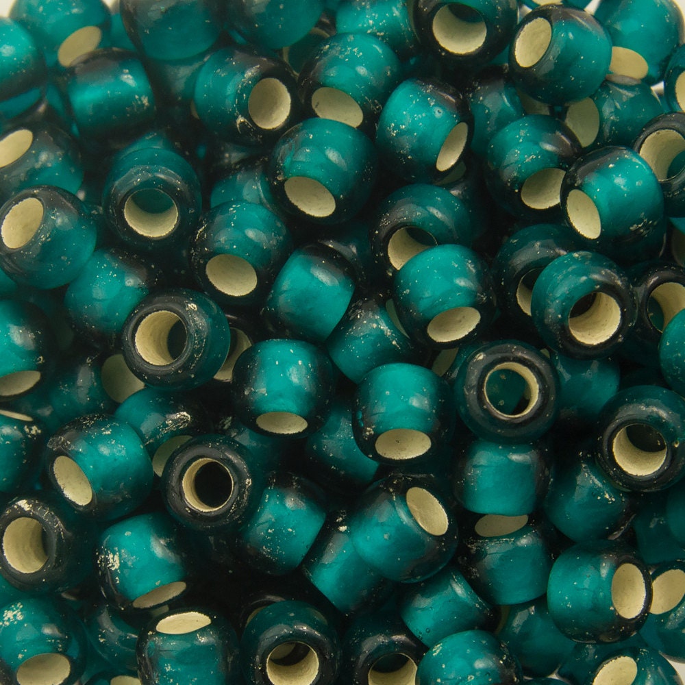 8/0 TOHO ROUND Silver Lined Frosted Teal Seed Bead (8g)