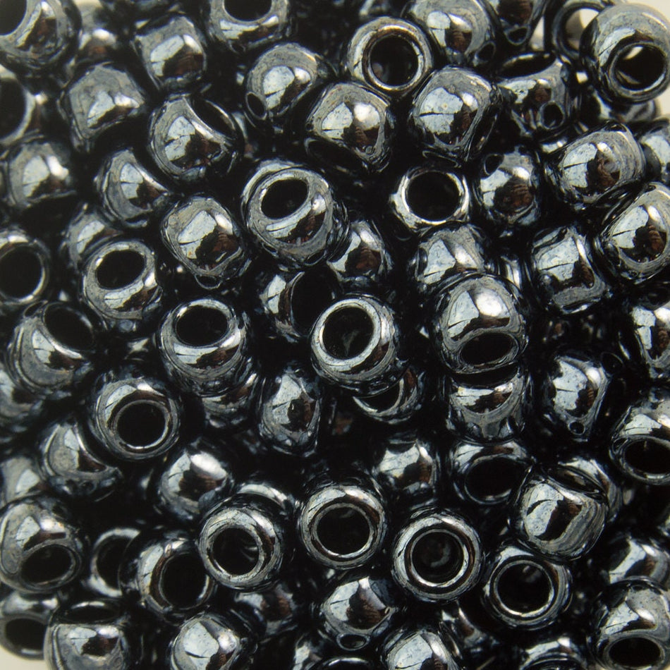 8/0 TOHO ROUND Metallic Hematite Seed Bead (8g)