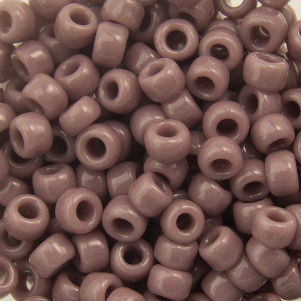 8/0 TOHO ROUND Opaque Lavender Seed Bead (8g)