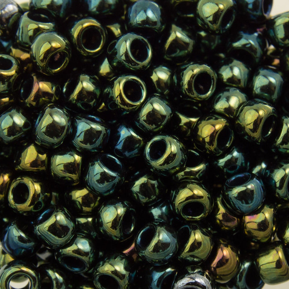 8/0 TOHO ROUND Metallic Iris Green / Brown Seed Bead (8g)