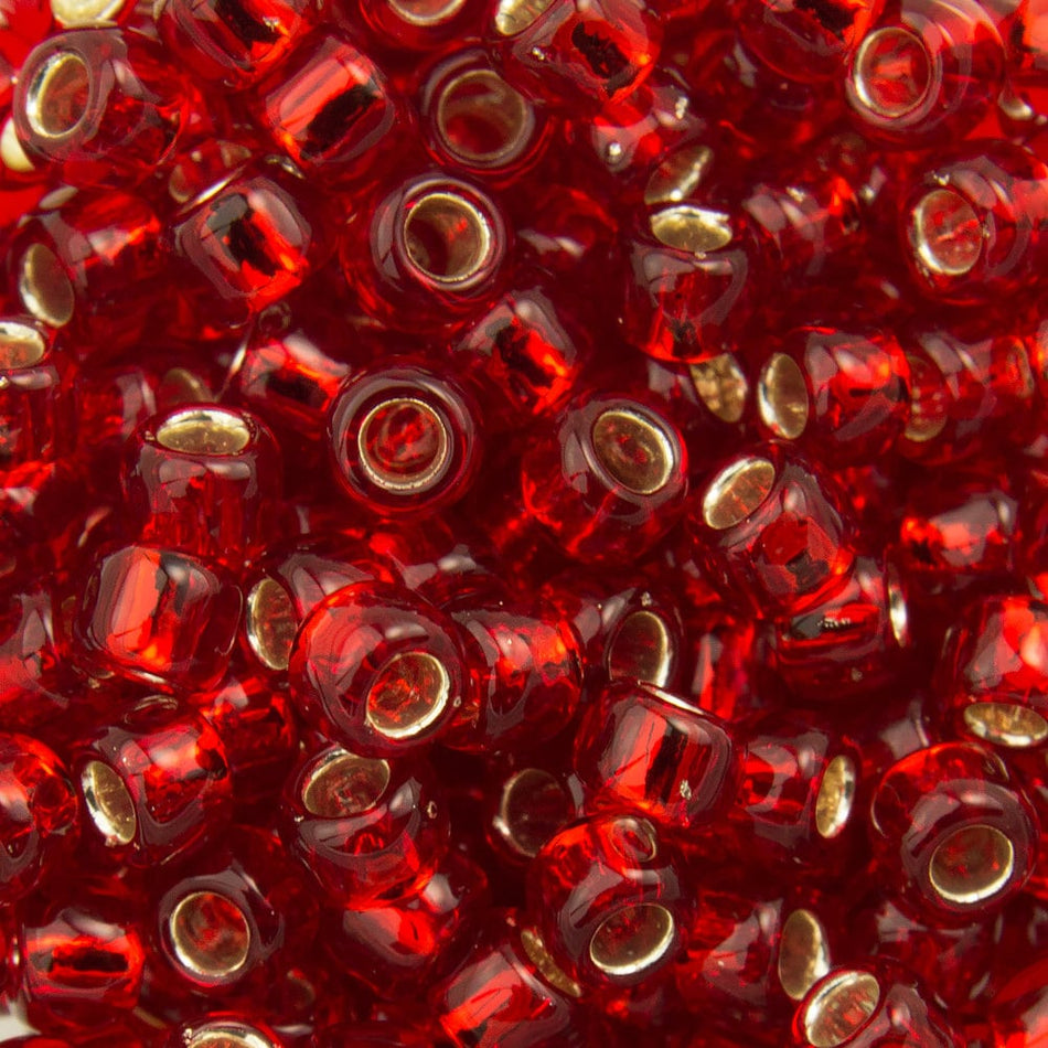 8/0 TOHO ROUND Silver Lined Ruby Seed Bead (8g)