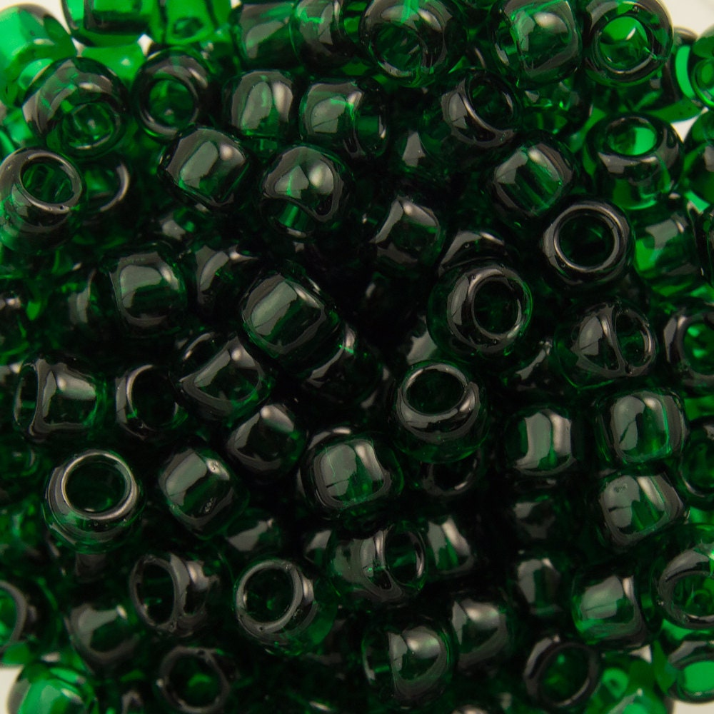 8/0 TOHO ROUND Transparent Green Emerald Seed Bead (8g)
