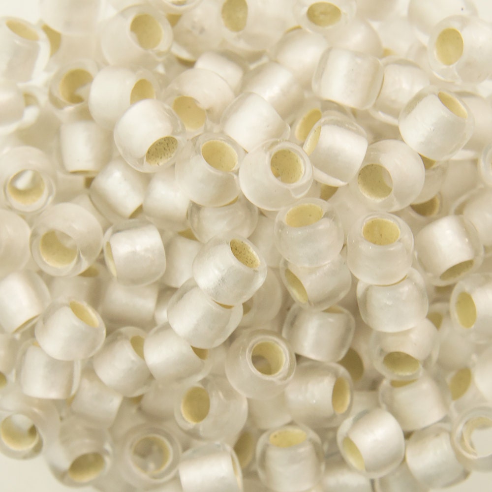 8/0 TOHO ROUND Silver Lined Frosted Crystal Seed Bead (8g)