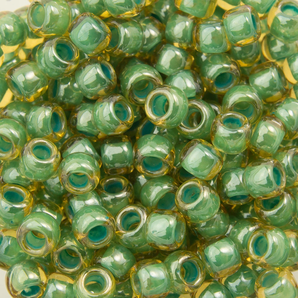 8/0 TOHO ROUND Inside Color Topaz / Mint Julep Lined Seed Bead (8g)