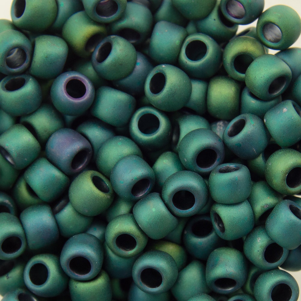 8/0 TOHO ROUND Matte Color Iris Teal Seed Bead (8g)