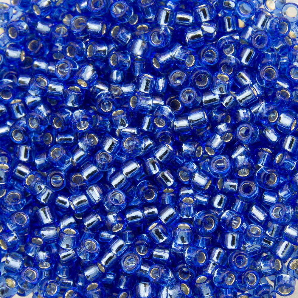 15/0 TOHO ROUND Silver Lined Sapphire Seed Bead (8g)