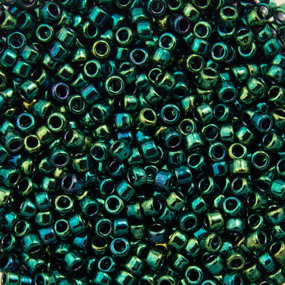 15/0 TOHO ROUND Higher Metallic June Bug Seed Bead (8g)