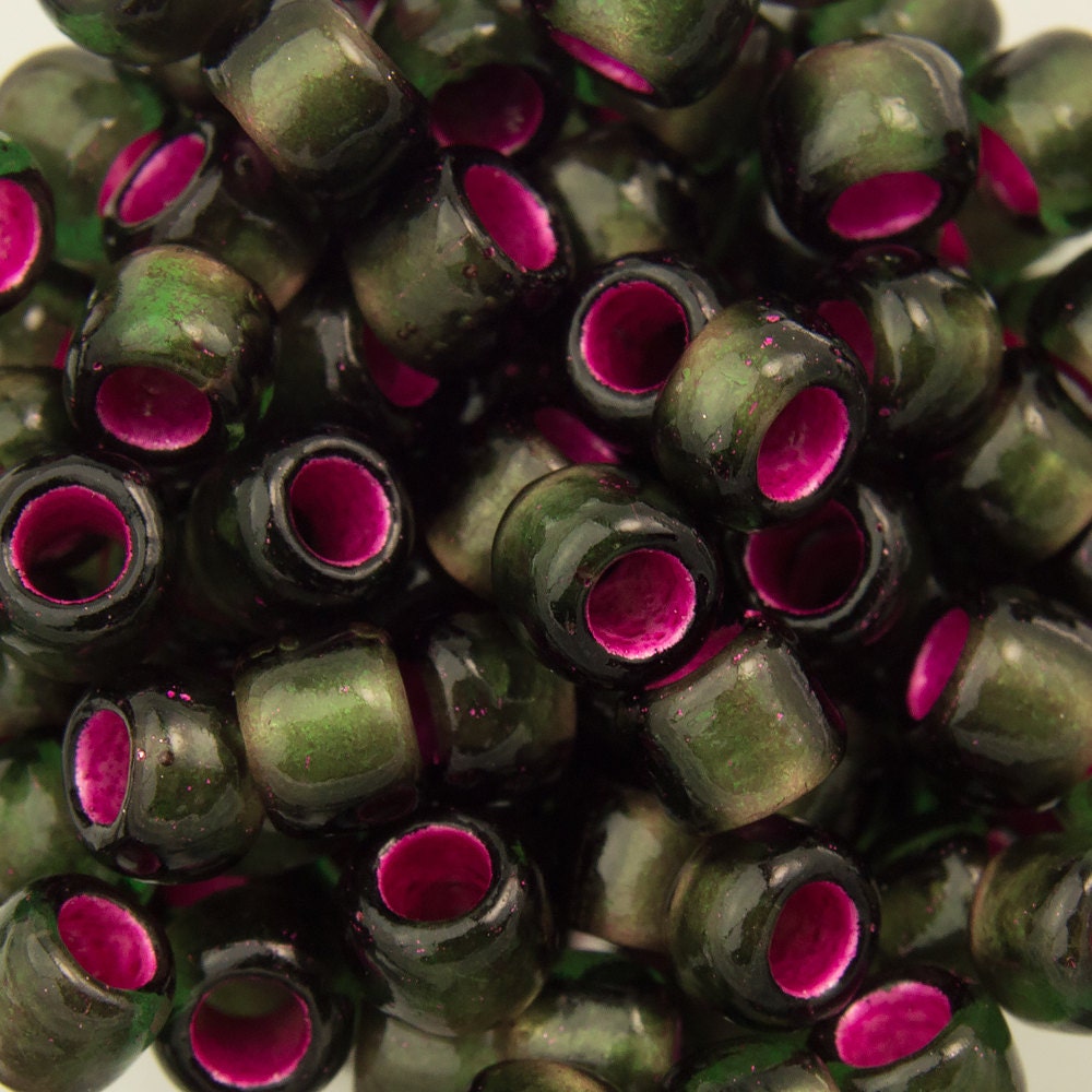 6/0 TOHO ROUND Silver Lined Frosted Olivine Pink Lined Seed Bead (8g)