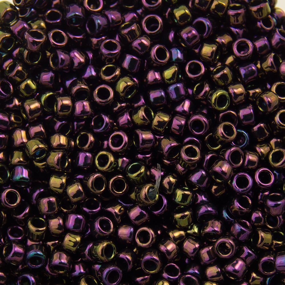 15/0 TOHO ROUND Metallic Iris Purple Seed Bead (8g)