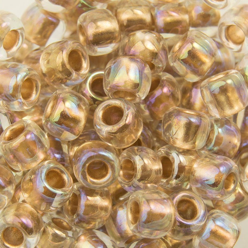 6/0 TOHO ROUND Gold Lined Rainbow Crystal Seed Bead (8g)
