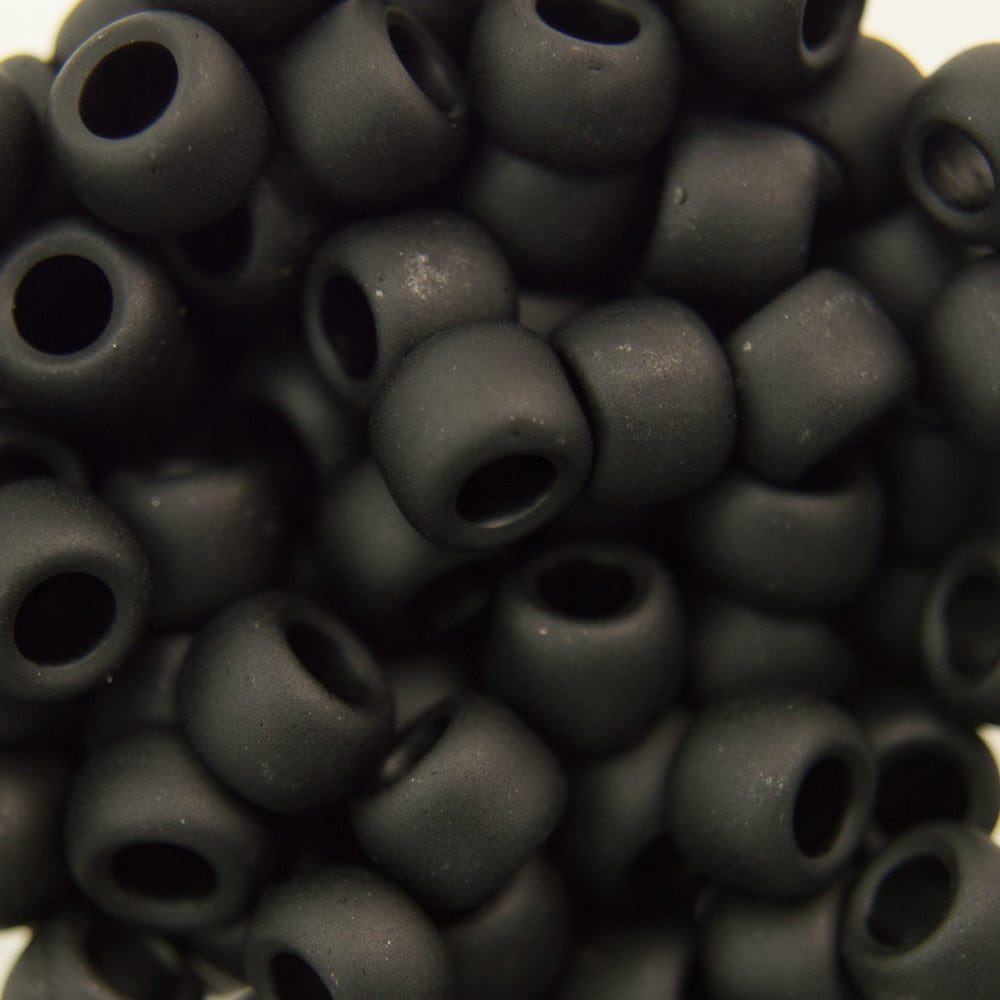 6/0 TOHO ROUND Transparent Frosted Jet Seed Bead (8g)
