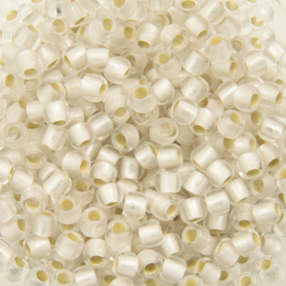11/0 TOHO ROUND Silver Lined Frosted Crystal Seed Bead (8g)