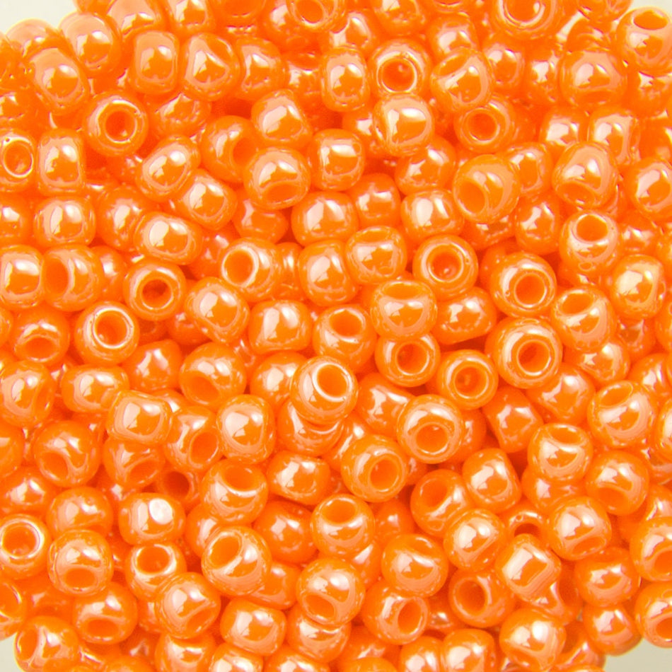 11/0 TOHO ROUND Opaque Lustered Pumpkin Seed Bead (8g)
