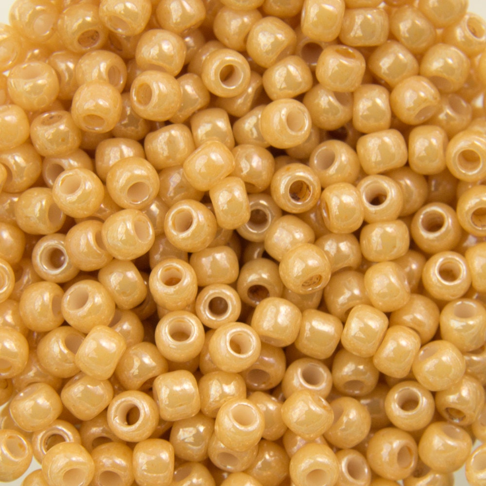 11/0 TOHO ROUND Opaque Lustered Dark Beige Seed Bead (8g)