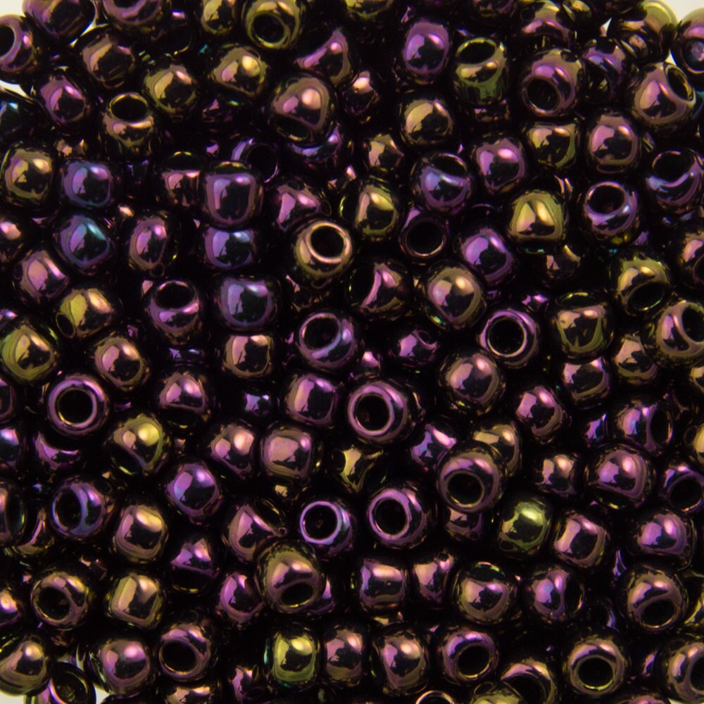 11/0 TOHO ROUND Metallic Iris Purple Seed Bead (8g)