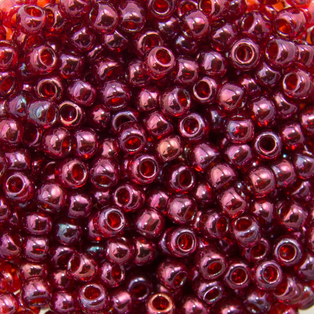 11/0 TOHO ROUND Gold Lustered Raspberry Seed Bead (8g)