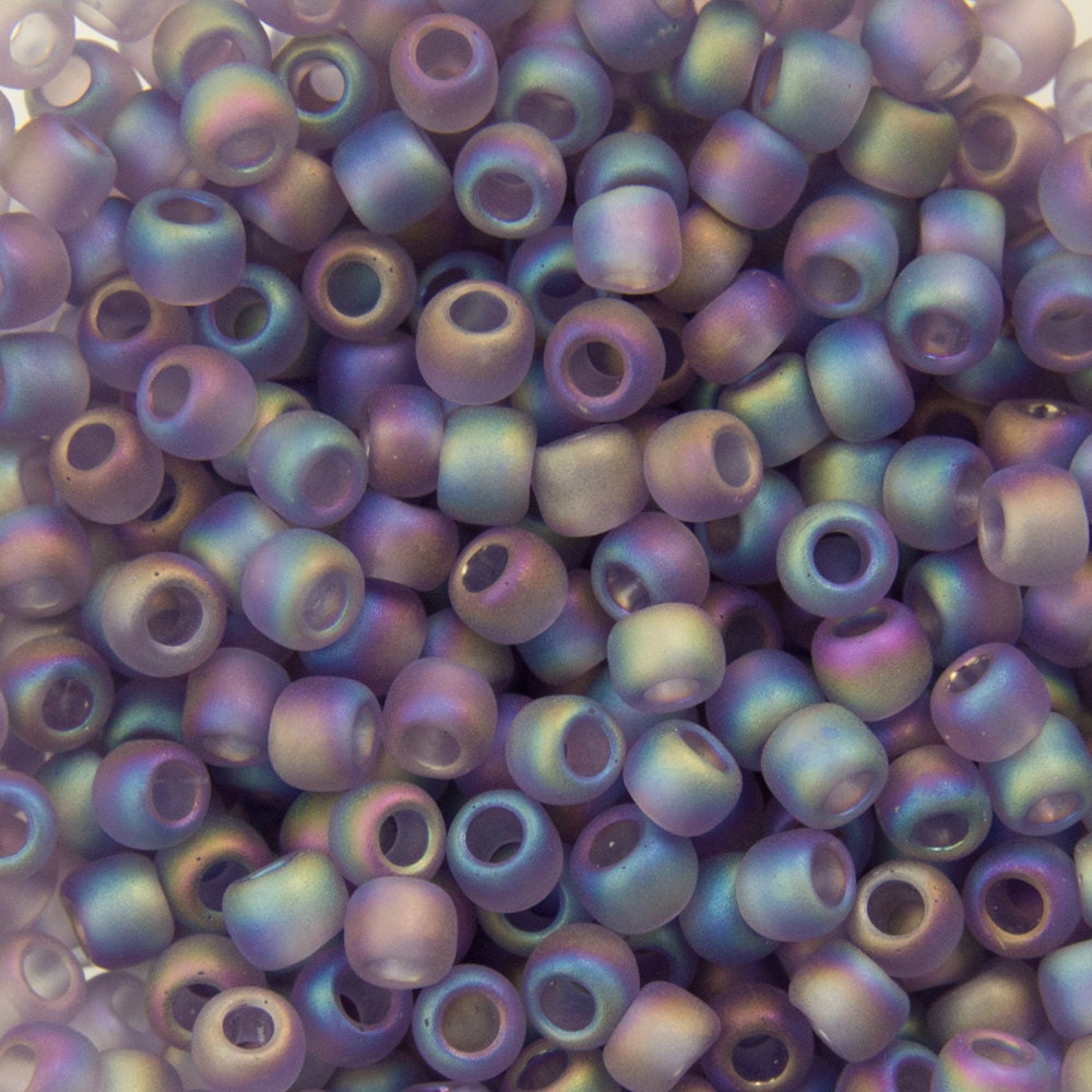 11/0 TOHO ROUND Transparent Rainbow Frosted Light Tanzanite Seed Bead (8g)