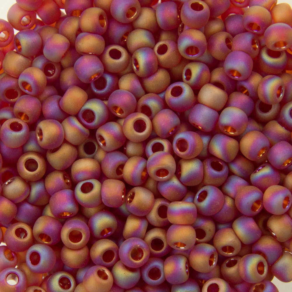 11/0 TOHO ROUND Transparent Rainbow Frosted Ruby Seed Bead (8g)