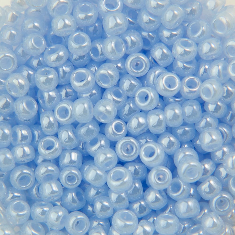 11/0 TOHO ROUND Ceylon Glacier Seed Bead (8g)