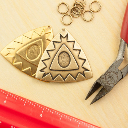 1 Hole Raw Brass Southwestern Drop / Pendant with Setting 38mm (4) mtl469A
