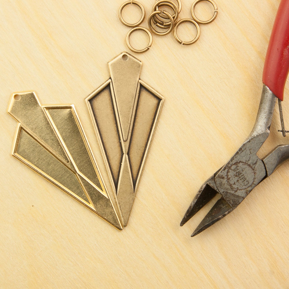 1 Hole Raw Brass Large Layered Deco Pendant (4) 51x24mm mtl480A