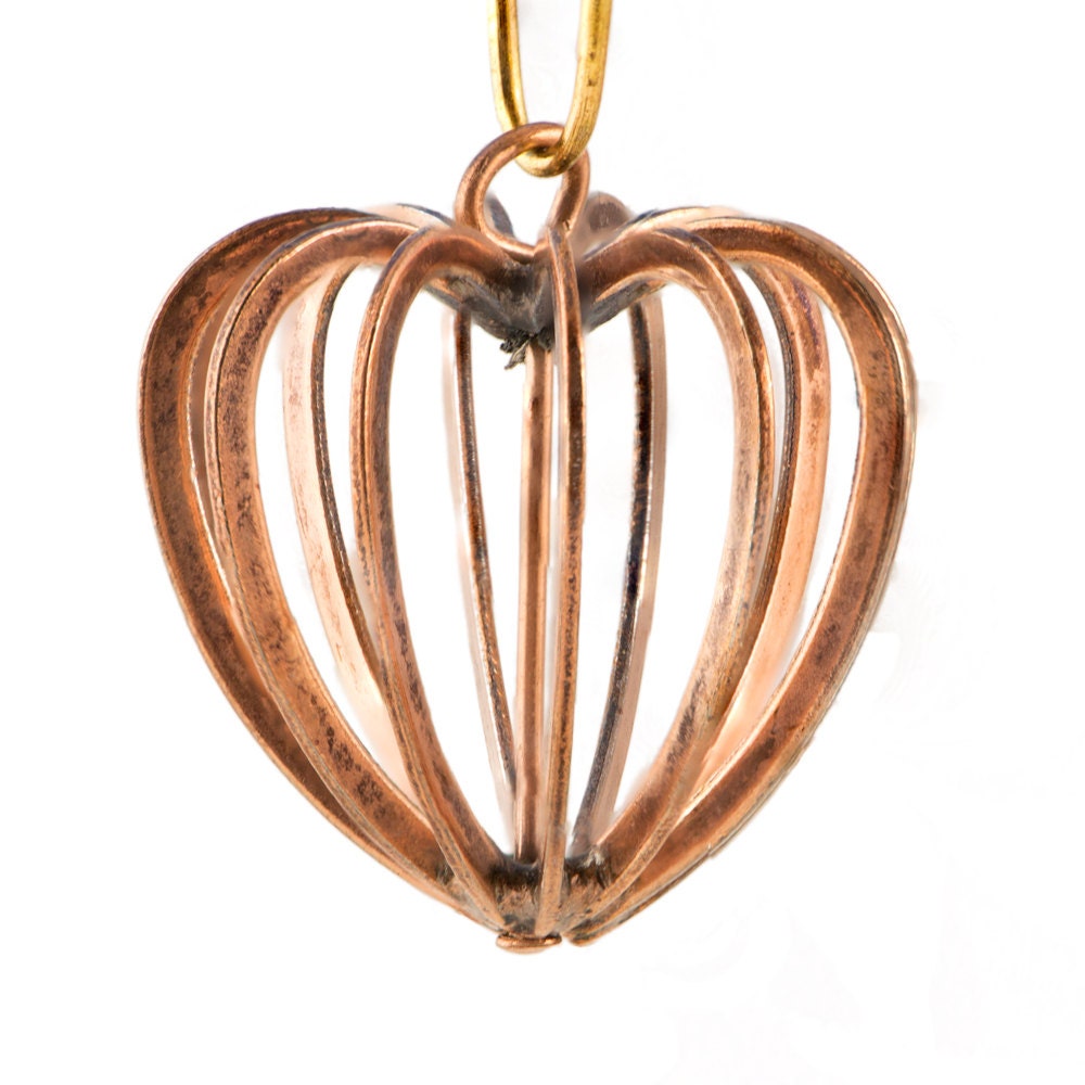 Vintage Large Copper Tone Heart Wire Drops Pendants (2) chr119A