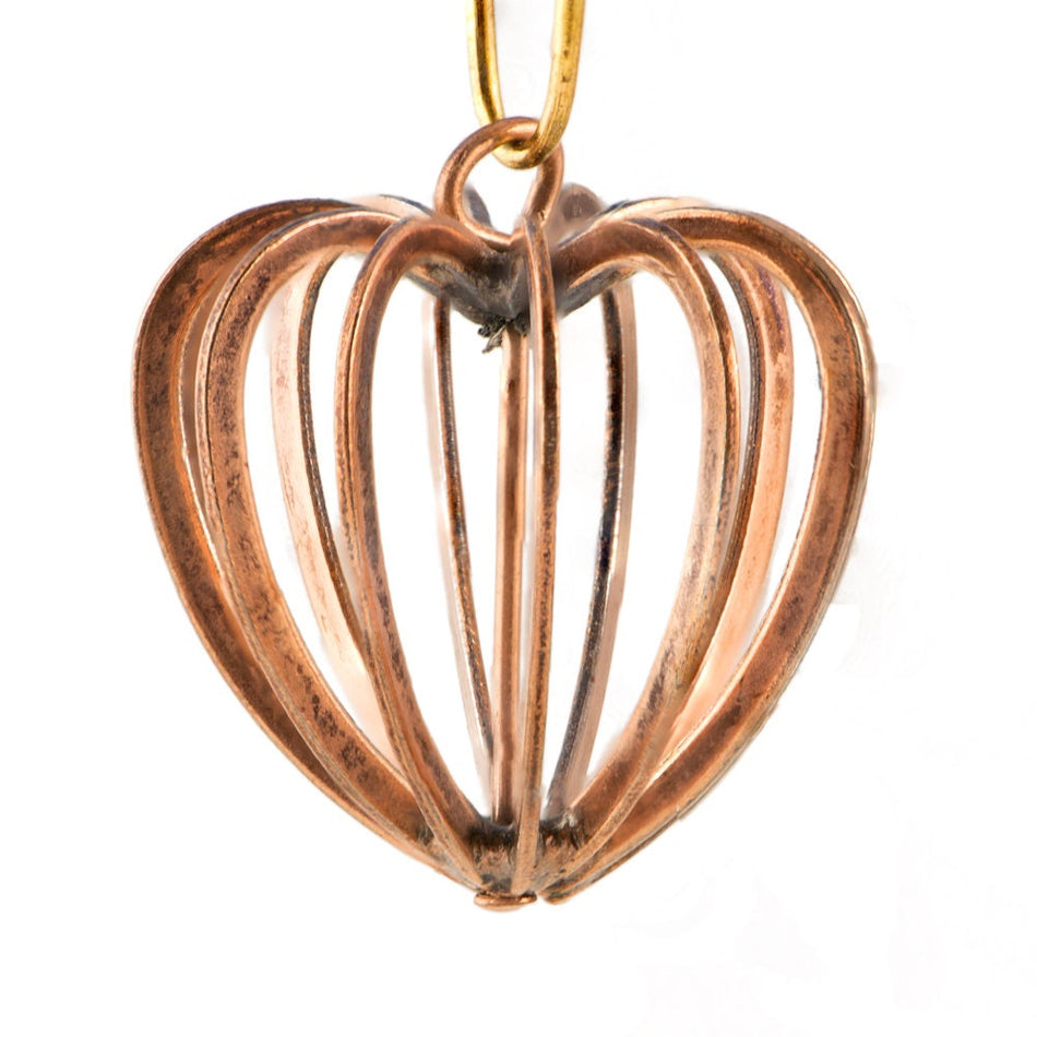 Vintage Large Copper Tone Heart Wire Drops Pendants (2) chr119A