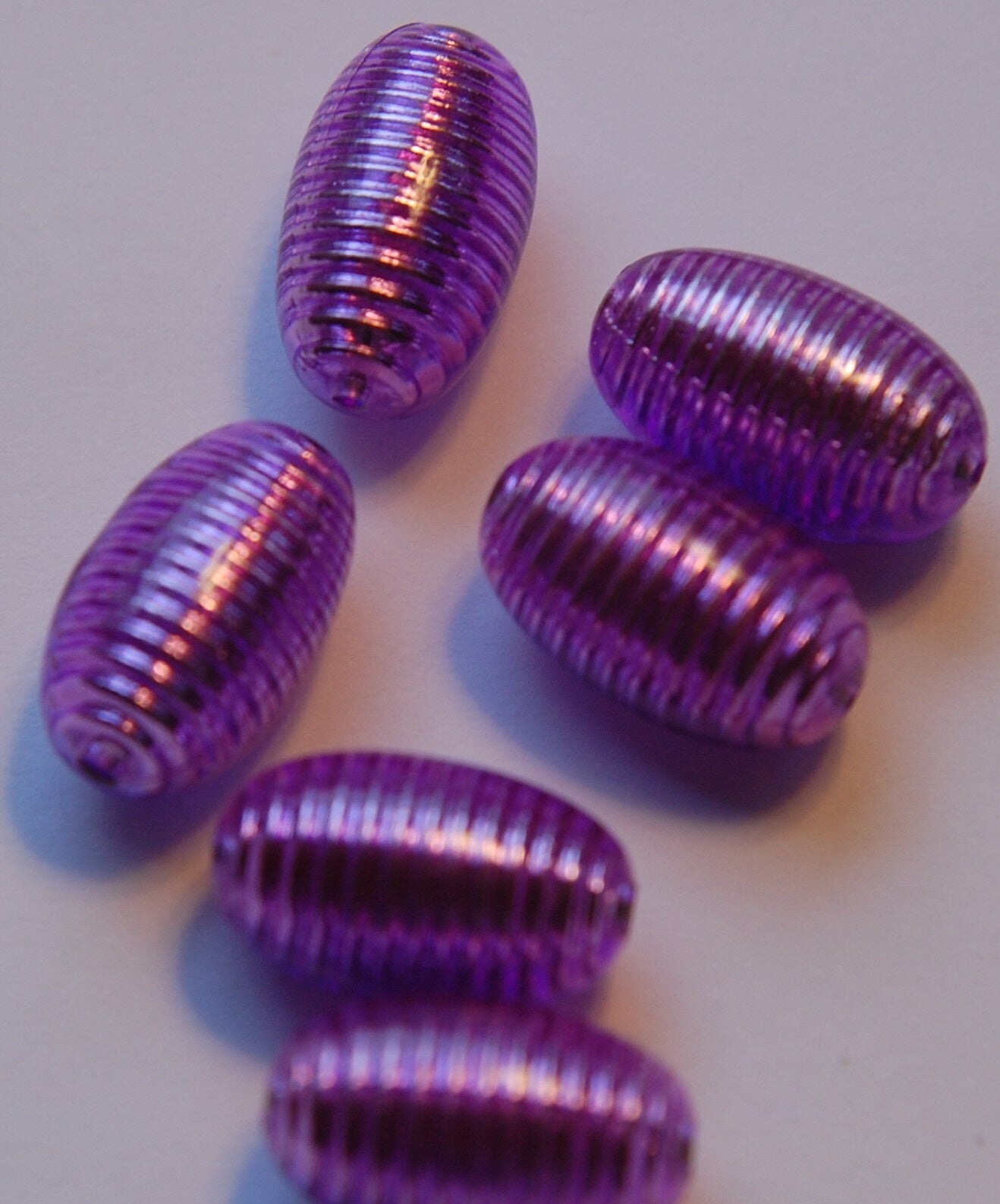Vibrant Metallic Purple Smooth Ribbed Vintage Barrel Beads (6) bds781G