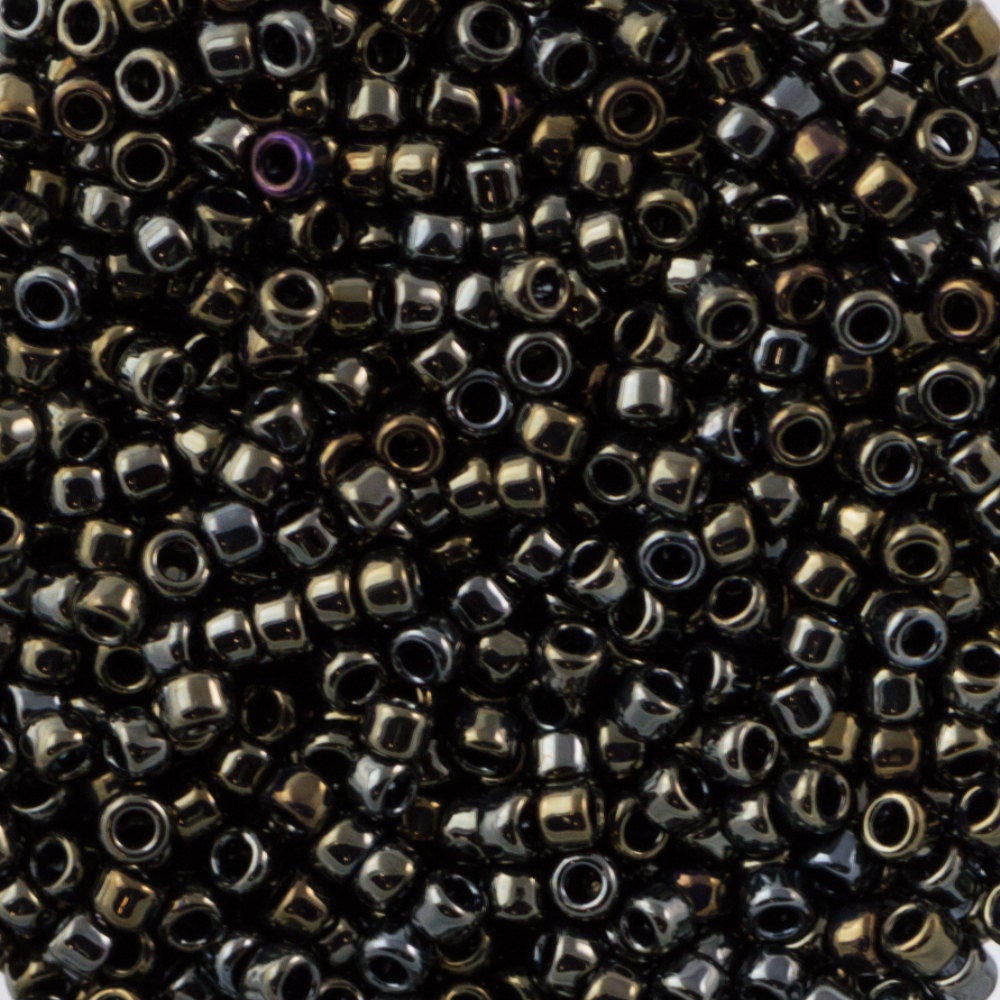 15/0 TOHO ROUND Metallic Iris Brown Seed Bead (8g)