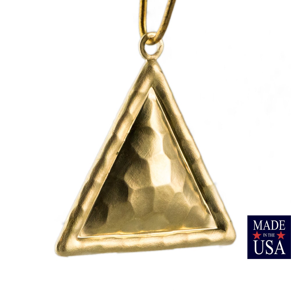 Hammered Raw Brass Triangle with Top Loop Pendant Drops (4) mtl491A