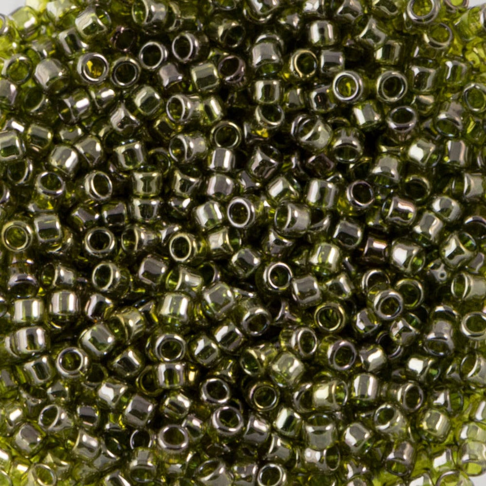 15/0 TOHO ROUND Gold Lustered Green Tea Seed Bead (8g)