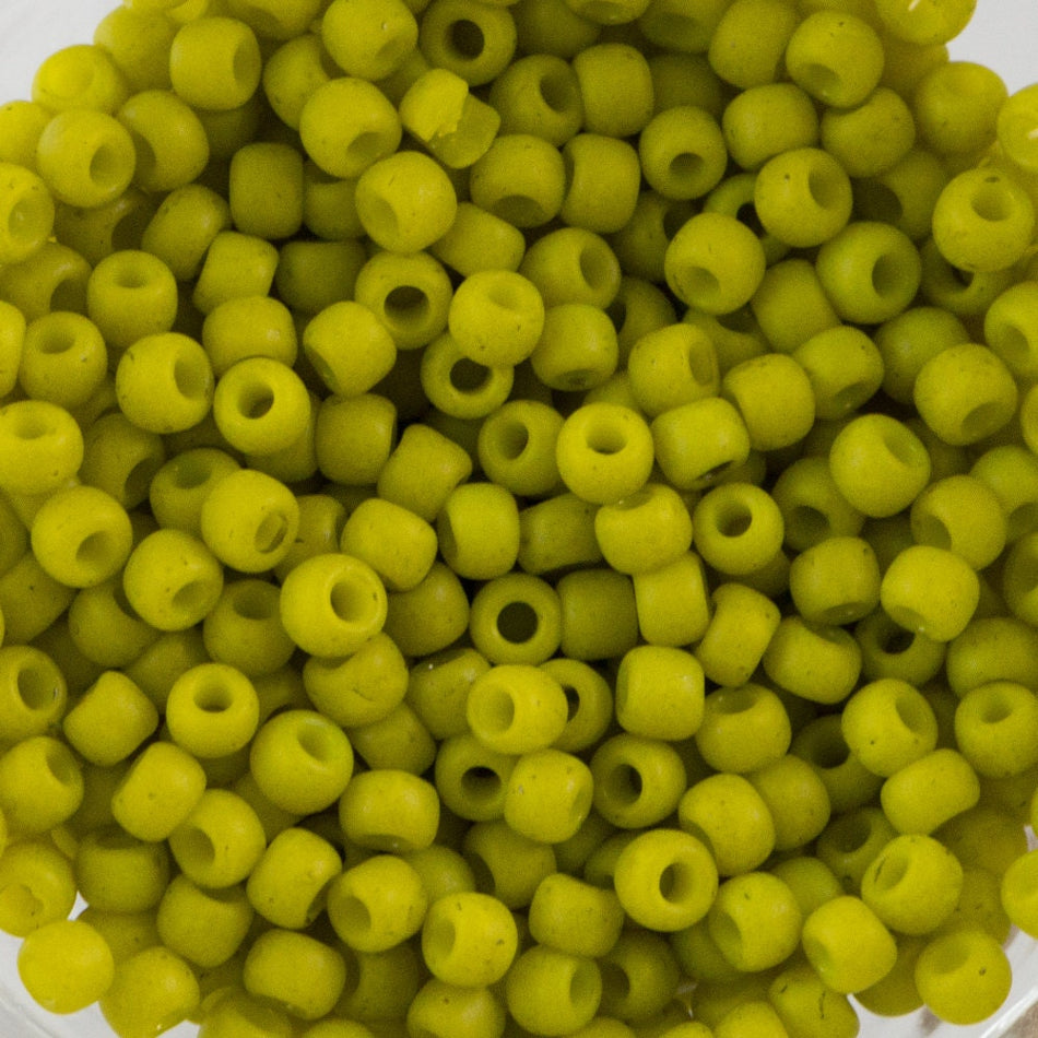 11/0 TOHO ROUND Semi Glazed Lemongrass Seed Bead (8g)