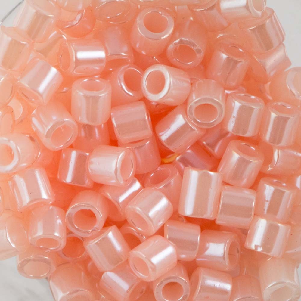 8/0 MIYUKI DELICA Lined Crystal Pale Salmon Seed Bead (8g)
