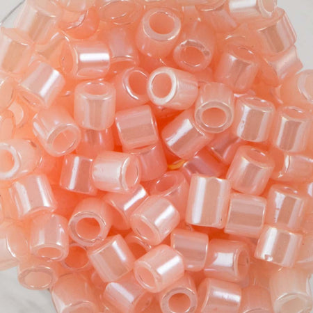 8/0 MIYUKI DELICA Lined Crystal Pale Salmon Seed Bead (8g)