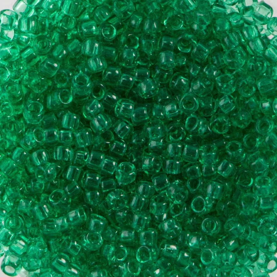 15/0 TOHO ROUND Transparent Beach Glass Green Seed Bead (8g)