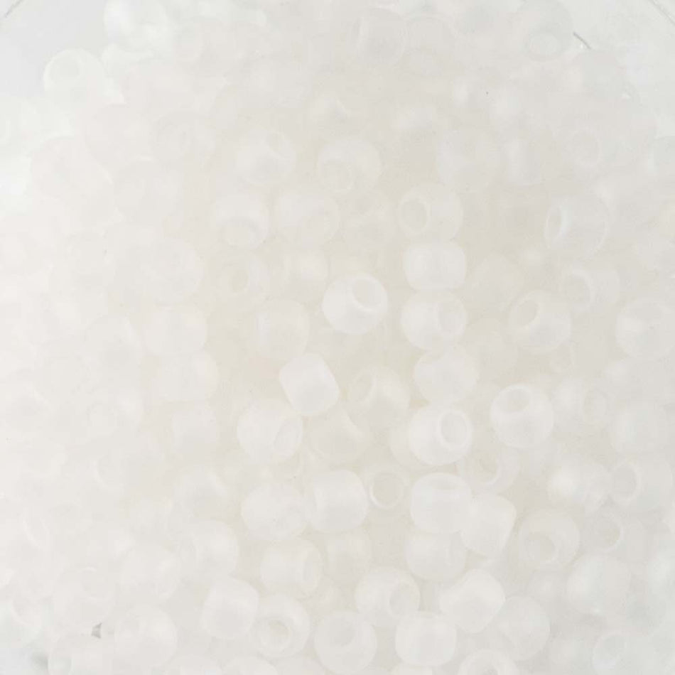 11/0 TOHO ROUND Transparent Rainbow Frosted Crystal Seed Bead (8g)